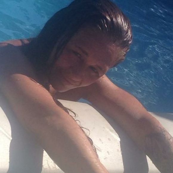 Meet your Posher, Pebbles - Picture 1 of 1